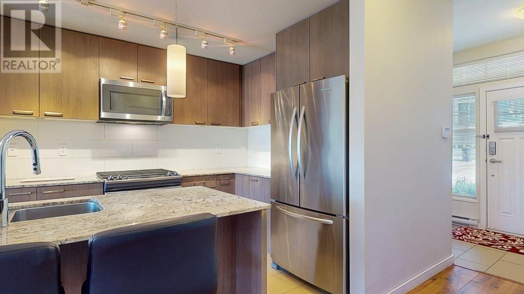 5993 BEACHGATE LANE, Sechelt