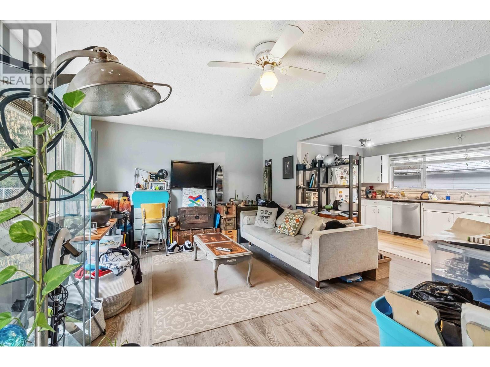 3684 CEDAR DRIVE, Port Coquitlam real estate listing R3000486