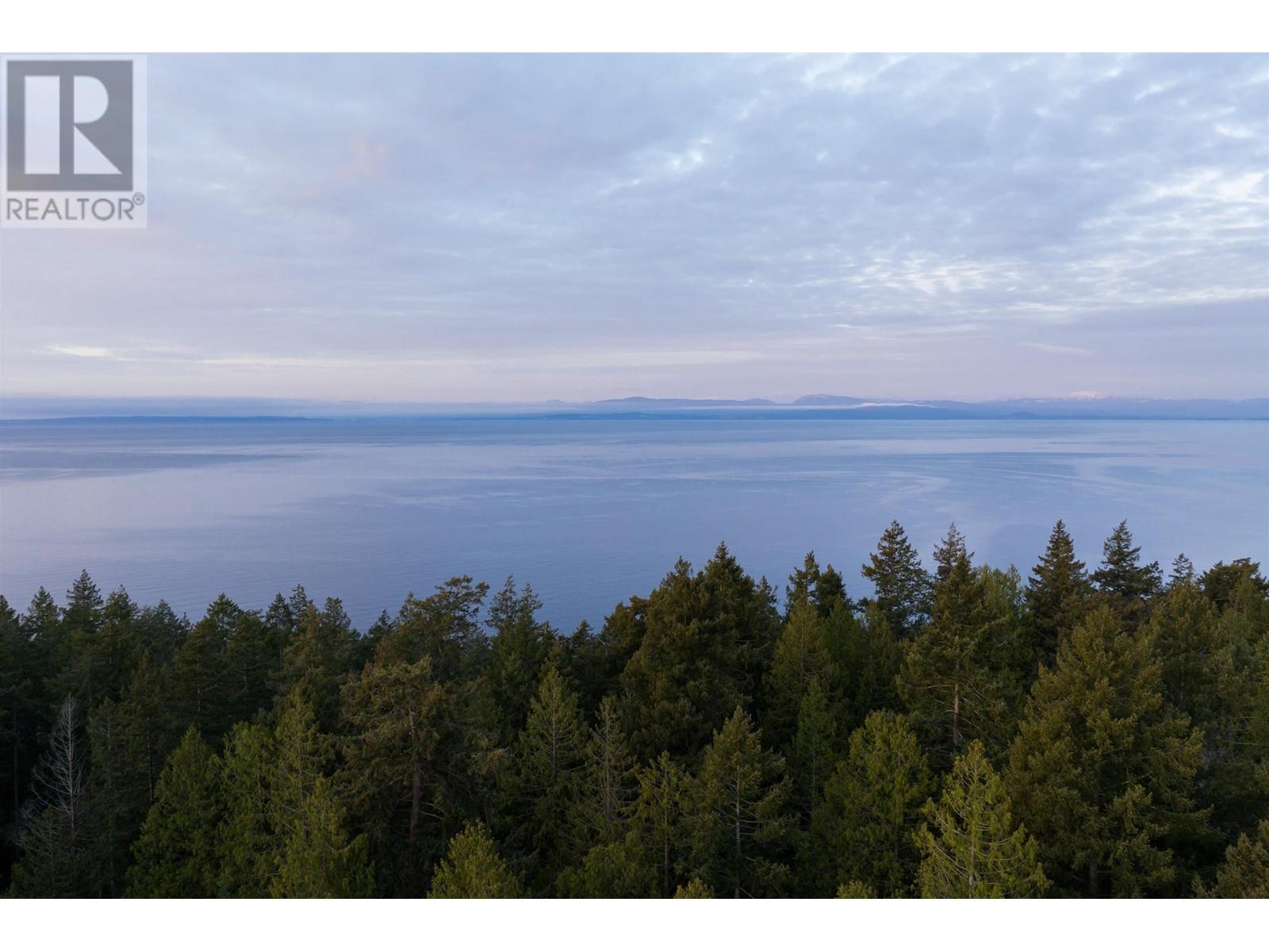 LOT C SUNSHINE COAST HIGHWAY, Sechelt
