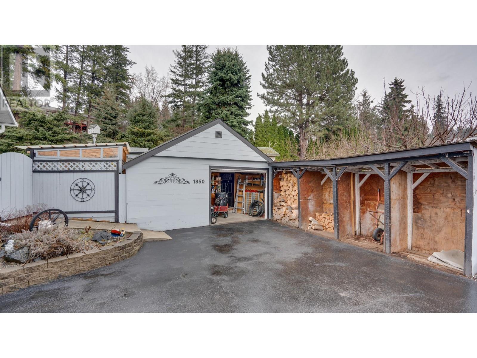  1850 Lakeshore Road, Salmon Arm