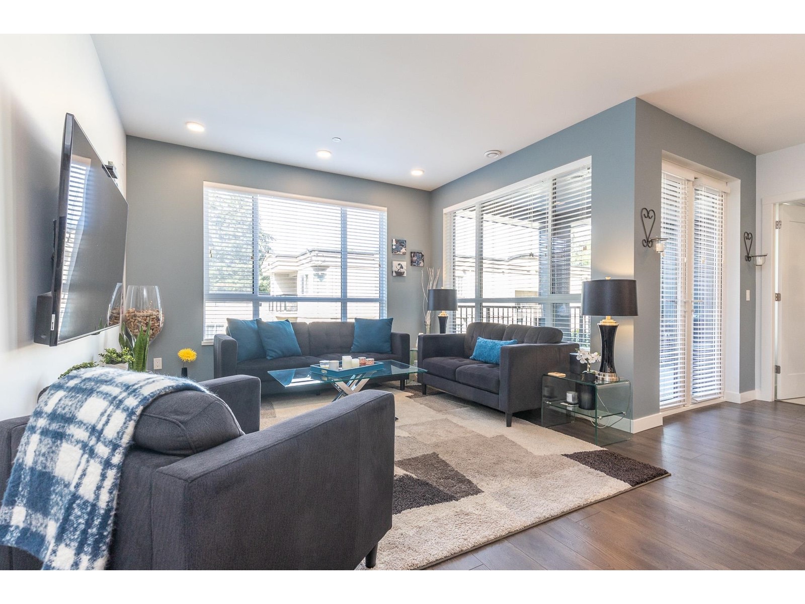 Photo 18 of 204 33540 Mayfair Avenue, Abbotsford BC