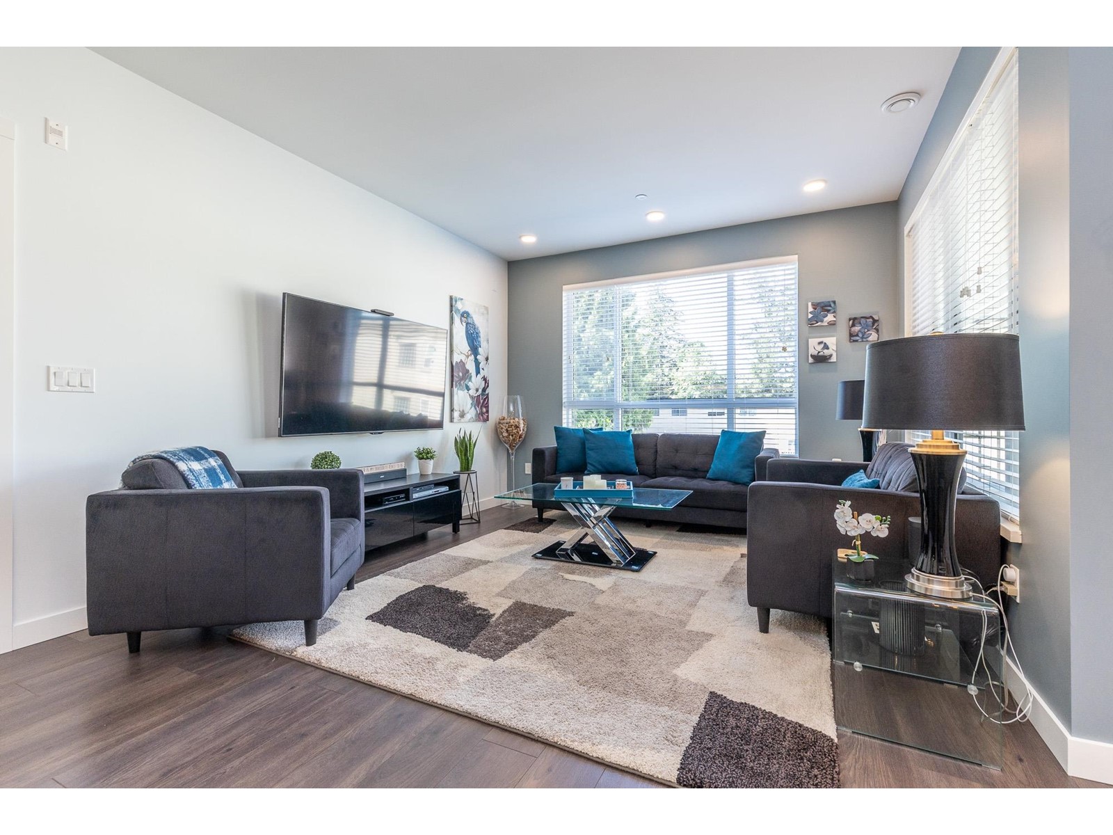 Photo 16 of 204 33540 Mayfair Avenue, Abbotsford BC