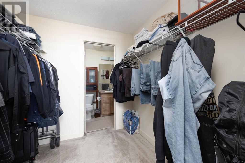 2201, 204 Sparrow Hawk Drive, Fort McMurray, Alberta