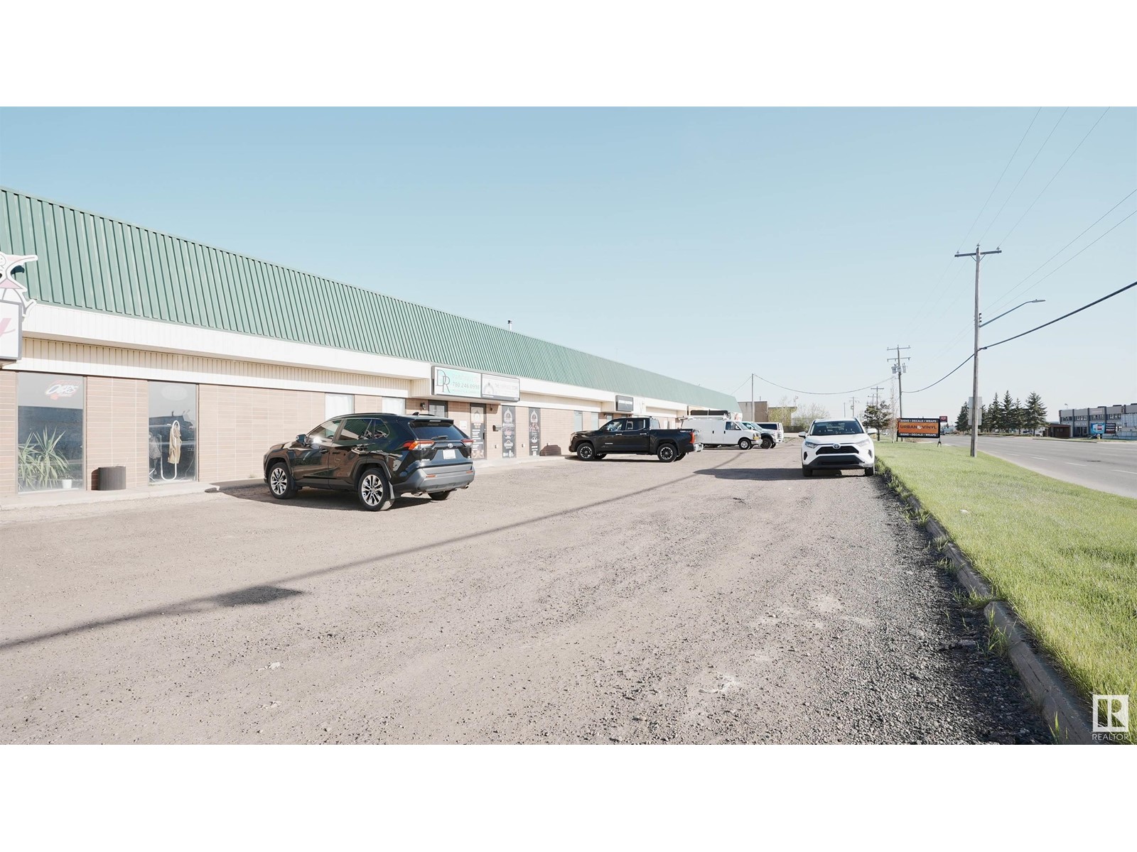 Photo 41 of 4 5907 45 St, Leduc AB