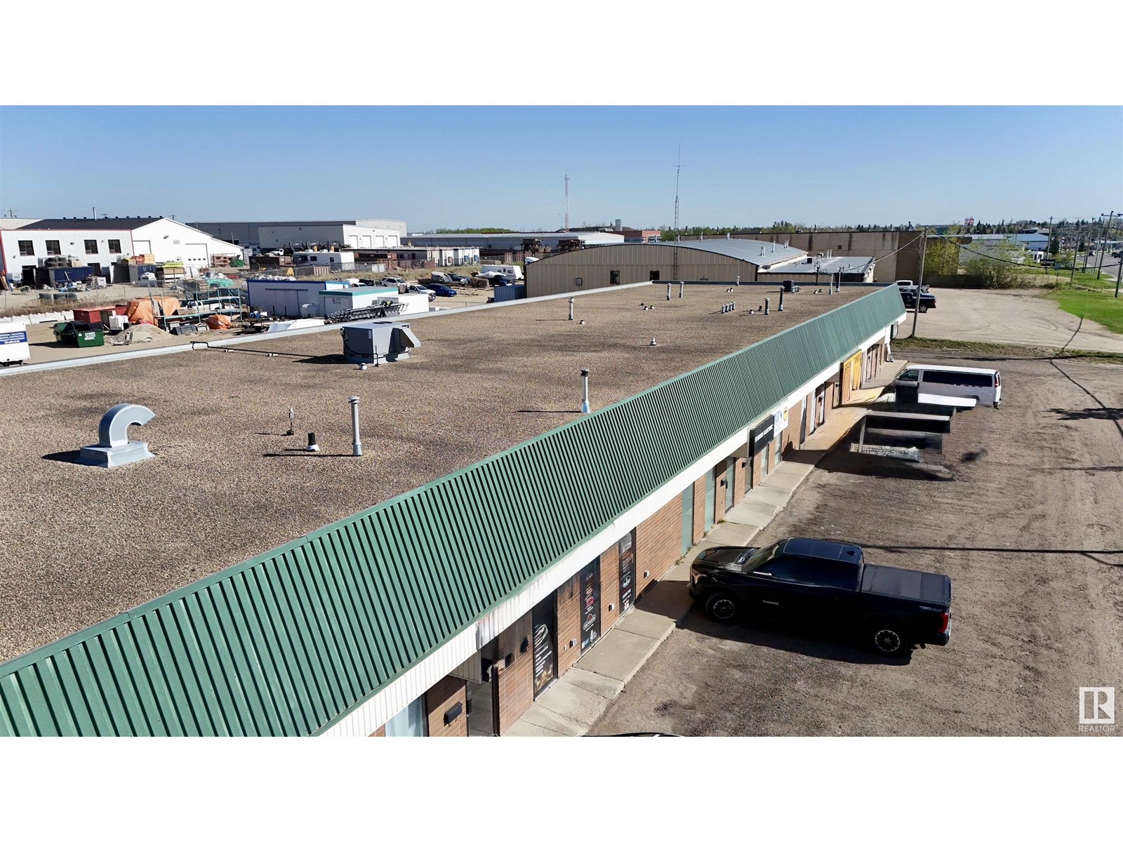 Photo 1 of 4 5907 45 St, Leduc AB