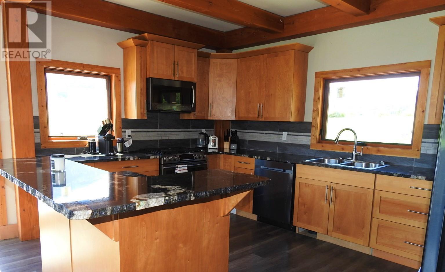 Photo 10 of 1144 Tappen Valley Road, Tappen BC