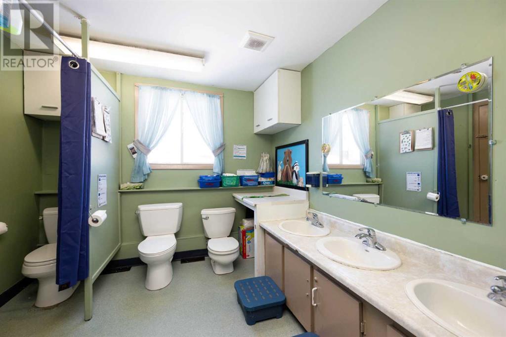 Photo 14 of 101 Gregoire Crescent, Fort Mcmurray AB