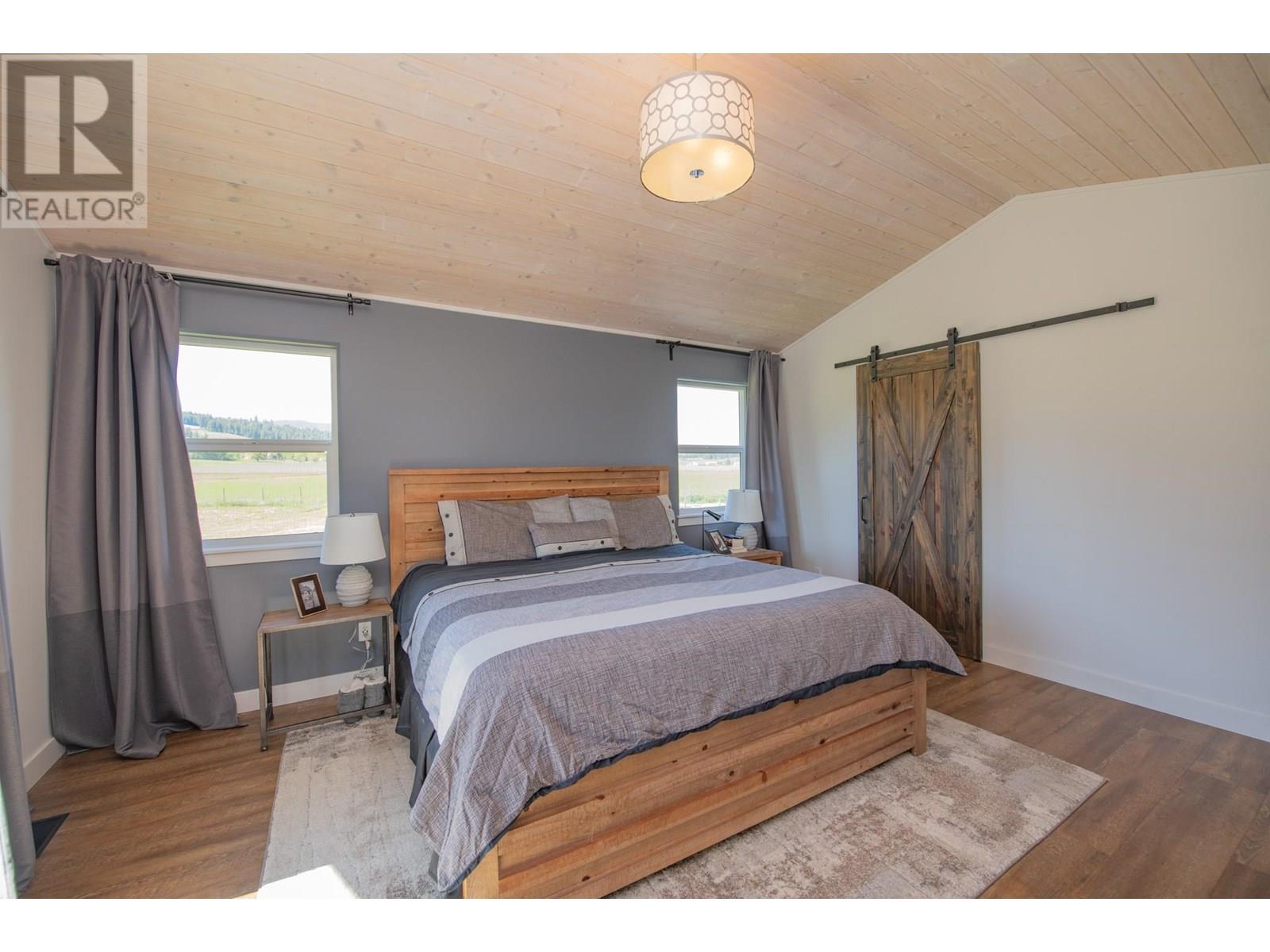 4160 Noble Road, Spallumcheen
