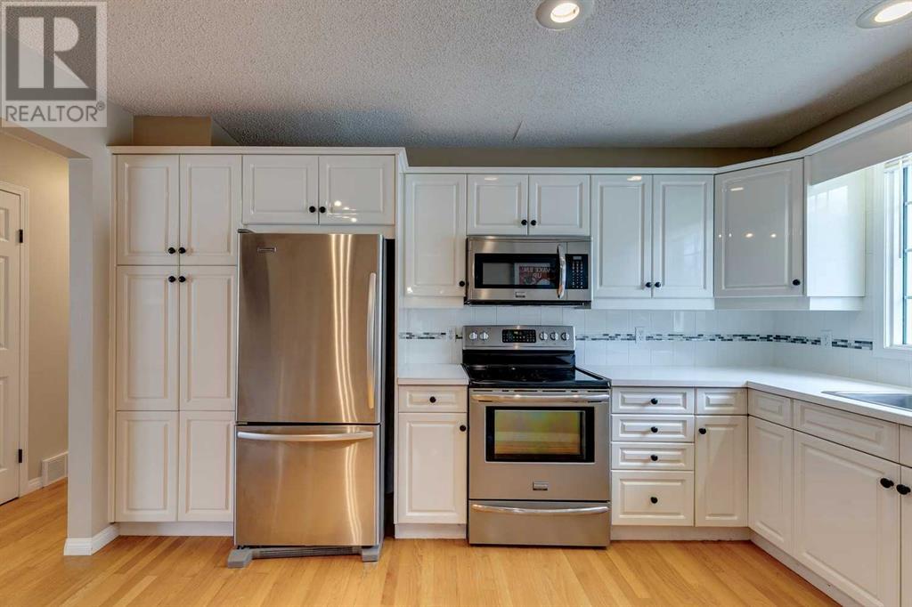 Single Family House Bungalow for Sale in  Lake Sylvan Close SE Bonavista Downs Calgary 
