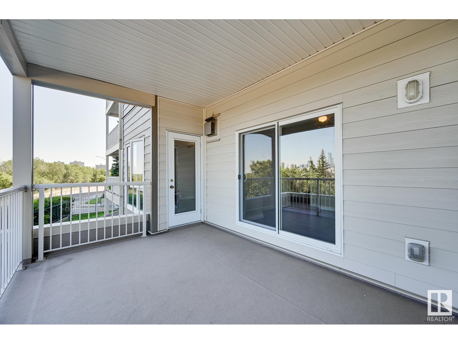#202 10809 SASKATCHEWAN DR NW, Edmonton