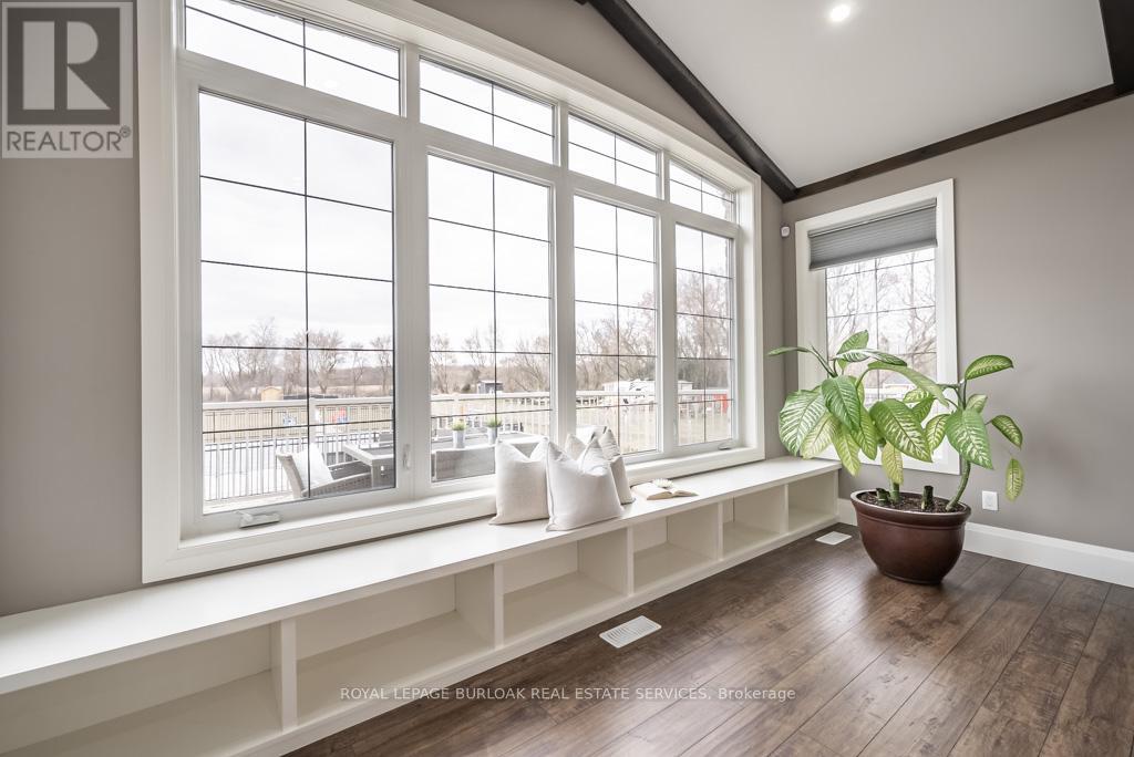 Photo 15 of 234 Burford Delhi Townline Road, Brant ON