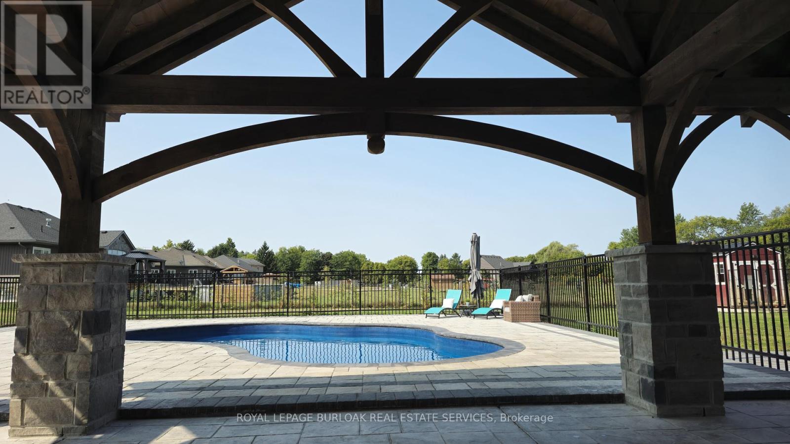 Photo 38 of 234 Burford Delhi Townline Road, Brant ON