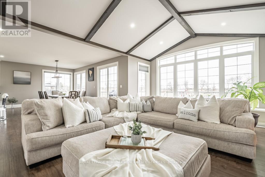 Photo 8 of 234 Burford Delhi Townline Road, Brant ON
