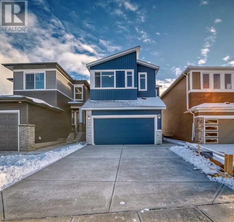 374 Corner Glen Way NE, Calgary, Alberta