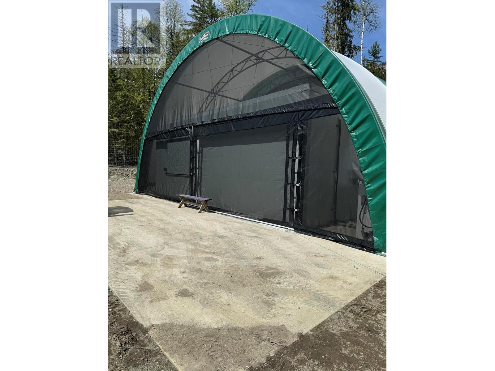  1238 Creighton Valley Road, Lumby