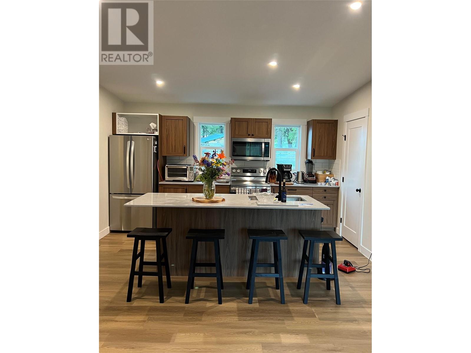  1238 Creighton Valley Road, Lumby