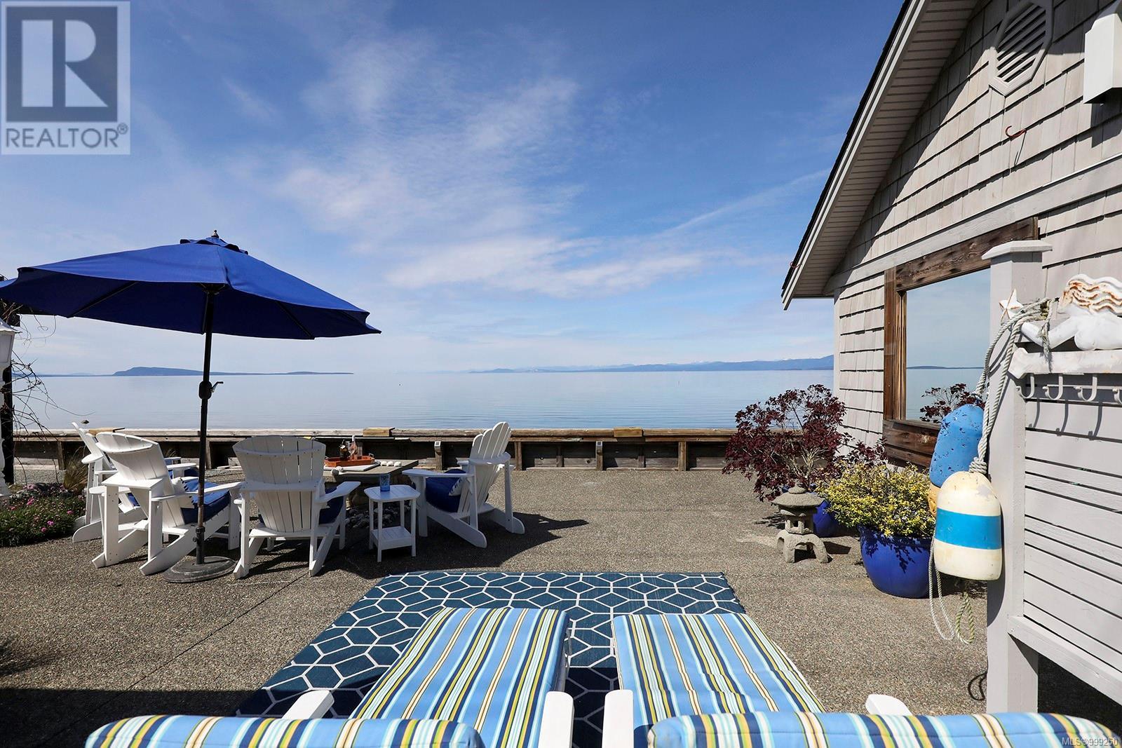 2935 Island Hwy W, Qualicum Beach