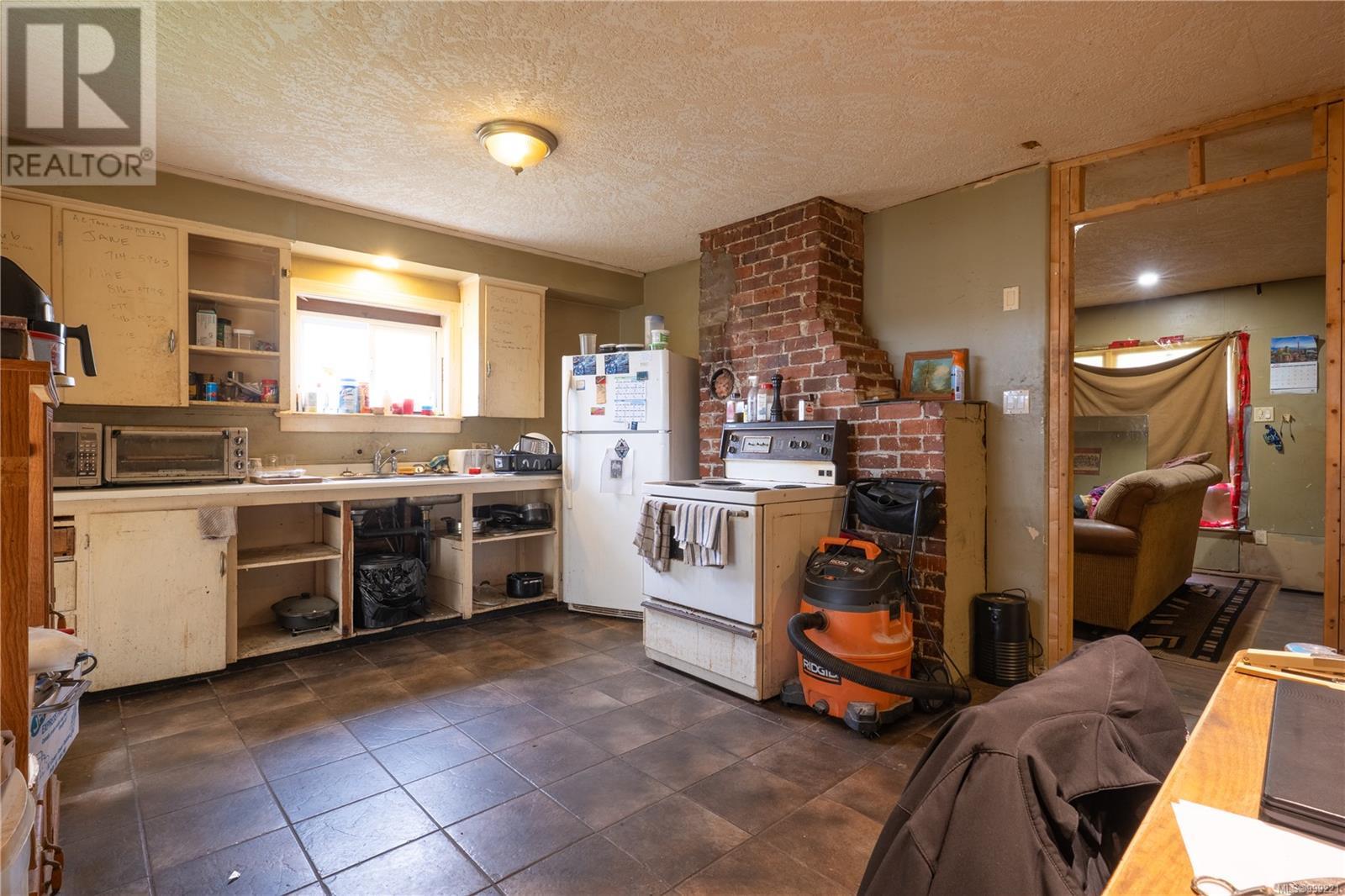 626 Fourth St, Nanaimo