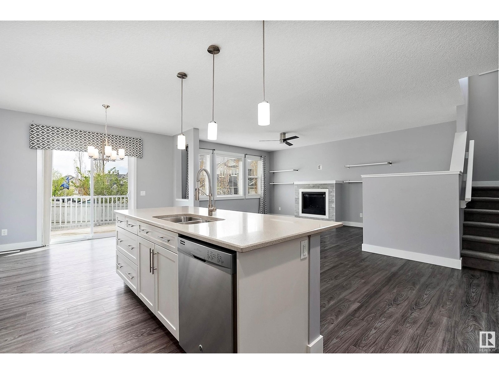 81 SHEPPARD WY, Leduc