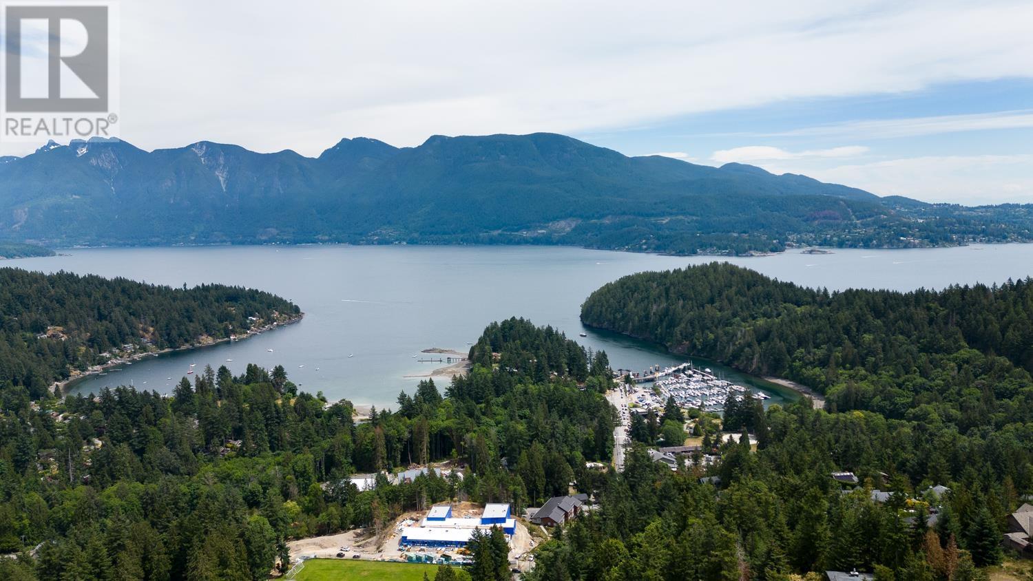 571 ROOCROFT LANE, Bowen Island