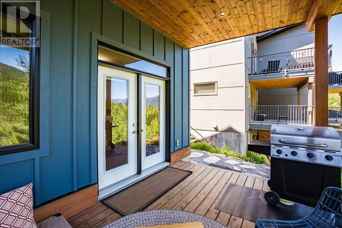 Photo 20 of 2430 Perrier Lane, Nelson BC
