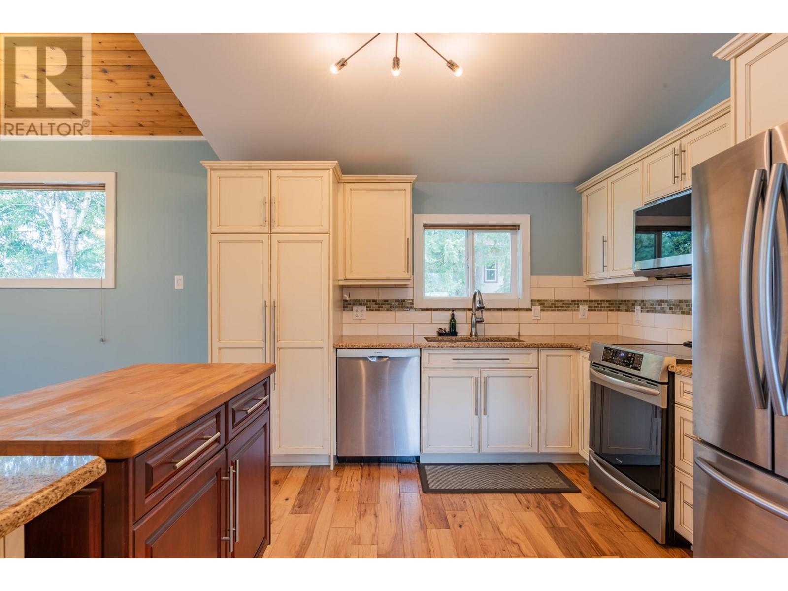 7597 ROSS Road, Procter