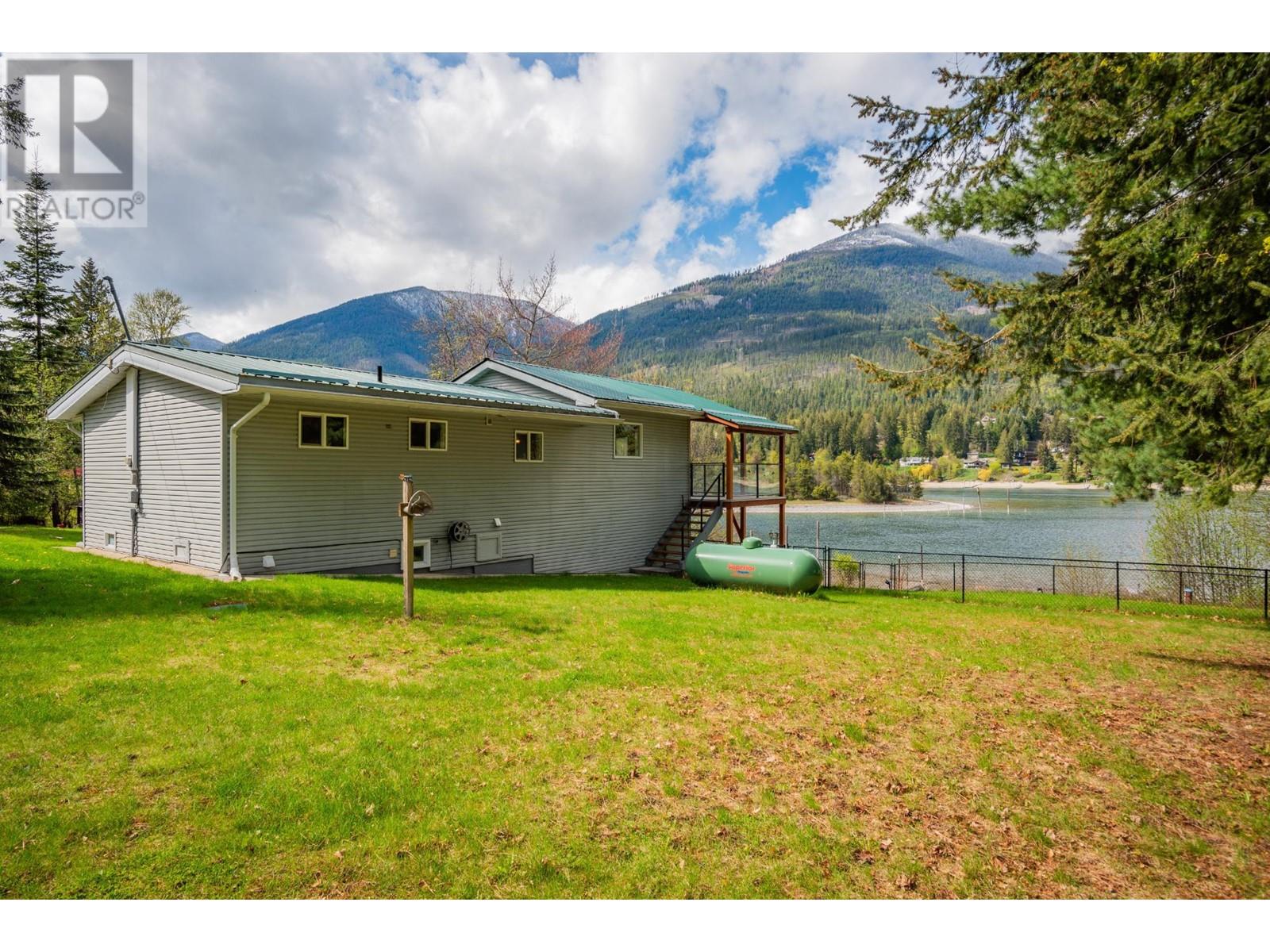 7597 ROSS Road, Procter