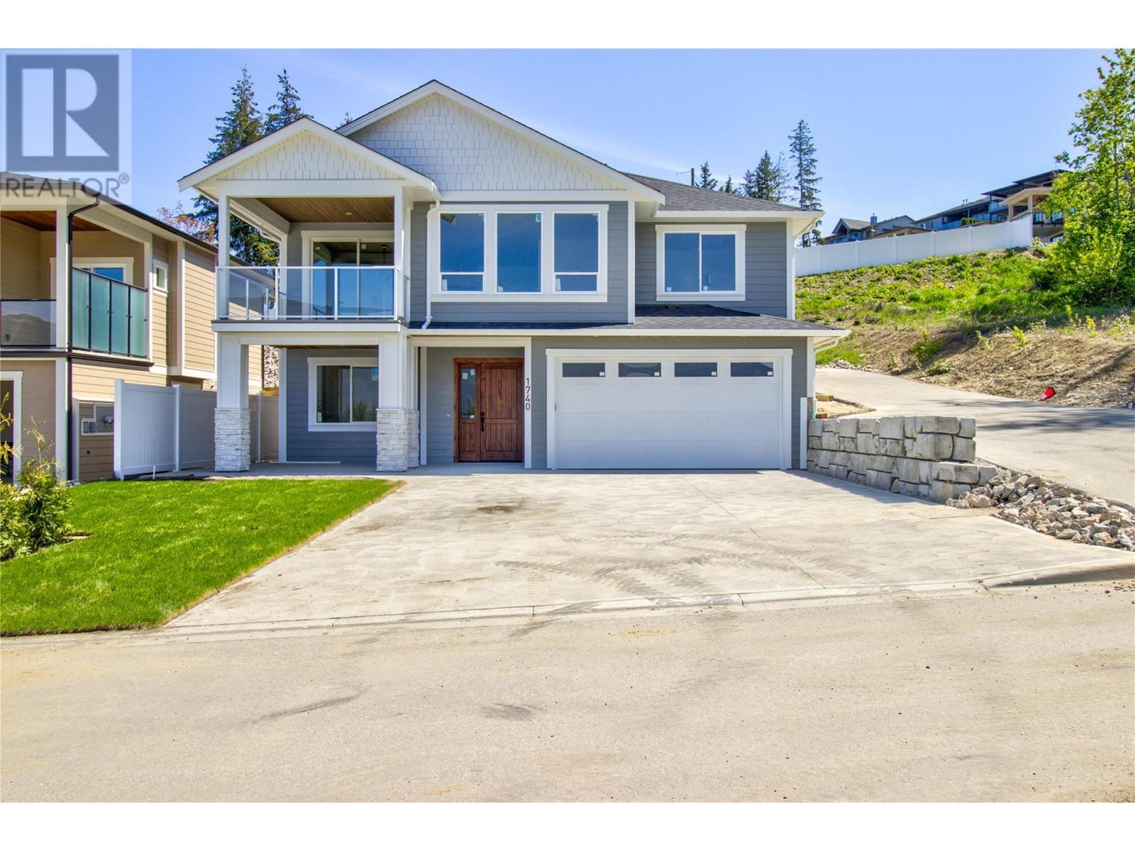  1740 9 Street Southeast, Salmon Arm