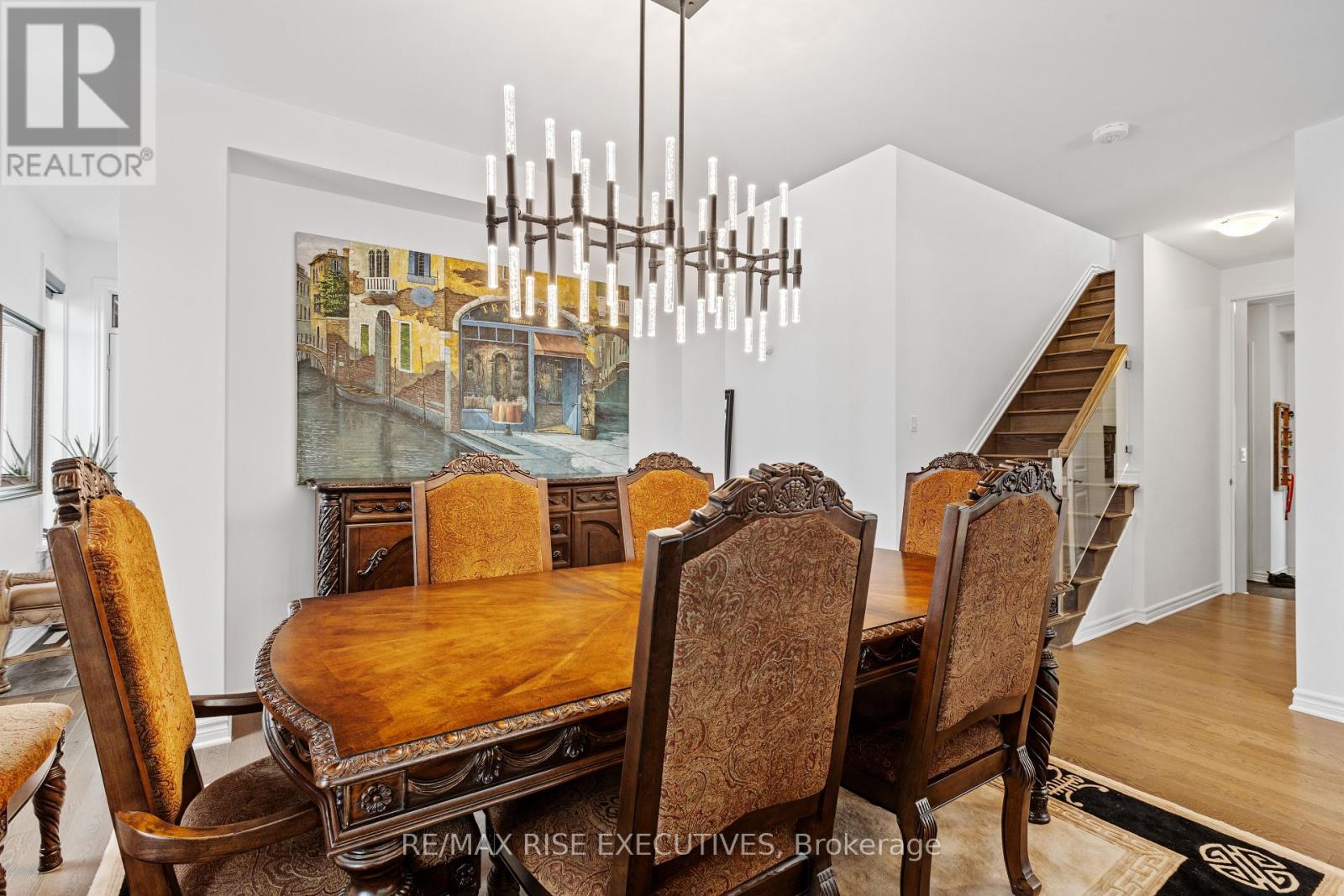 Photo 8 of 165 Finsbury Avenue, Ottawa ON