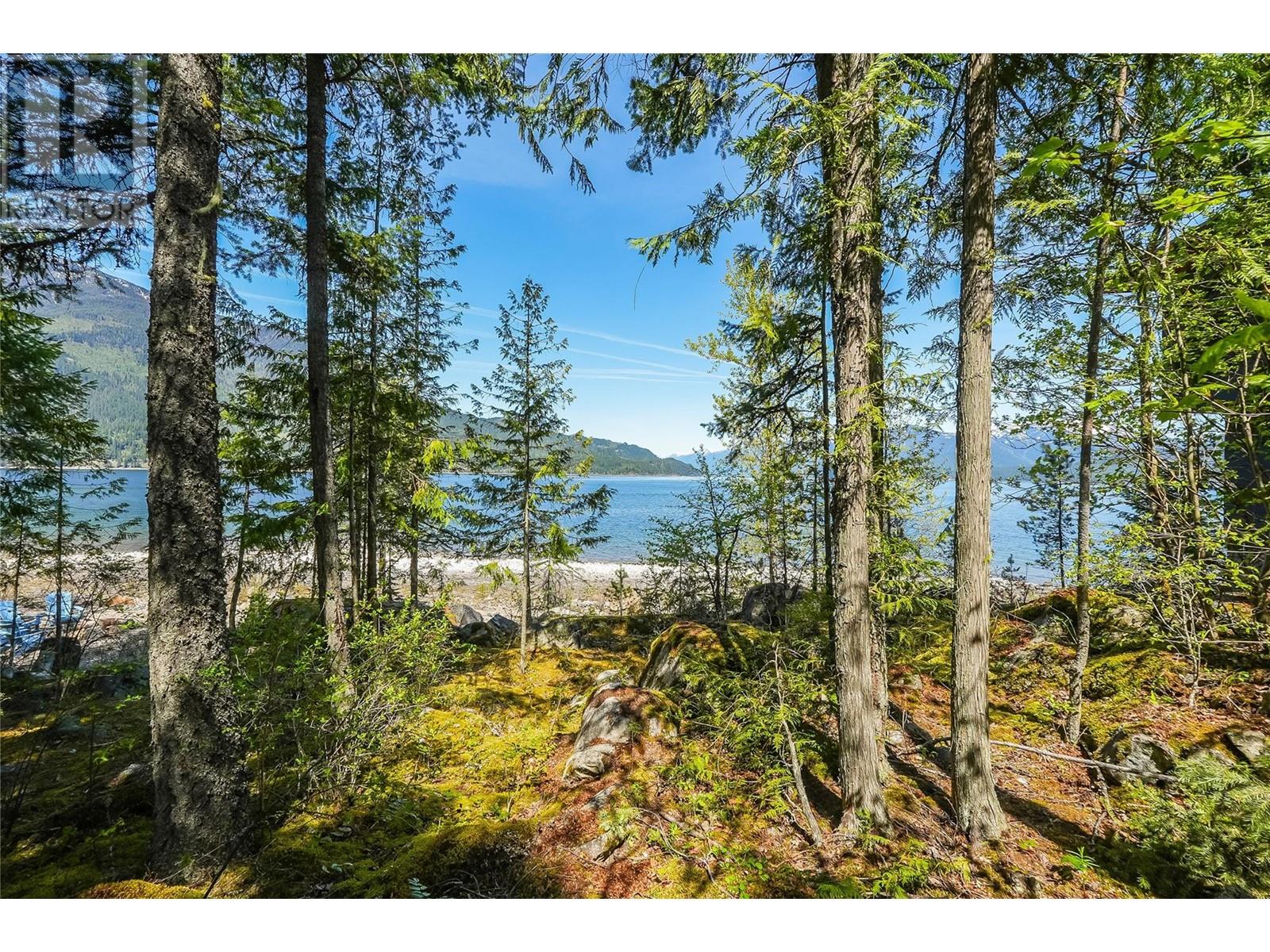 283 KOOTENAY LAKE ROAD - 13