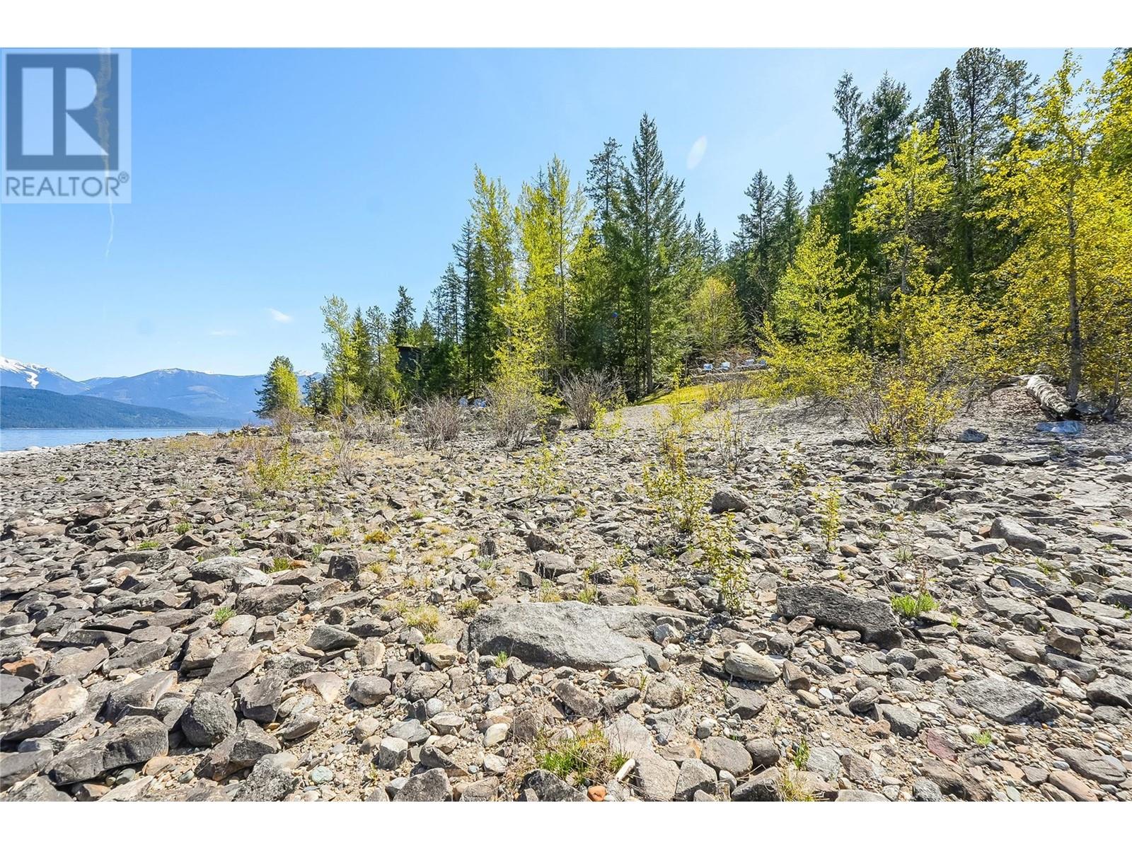 283 KOOTENAY LAKE ROAD - 18