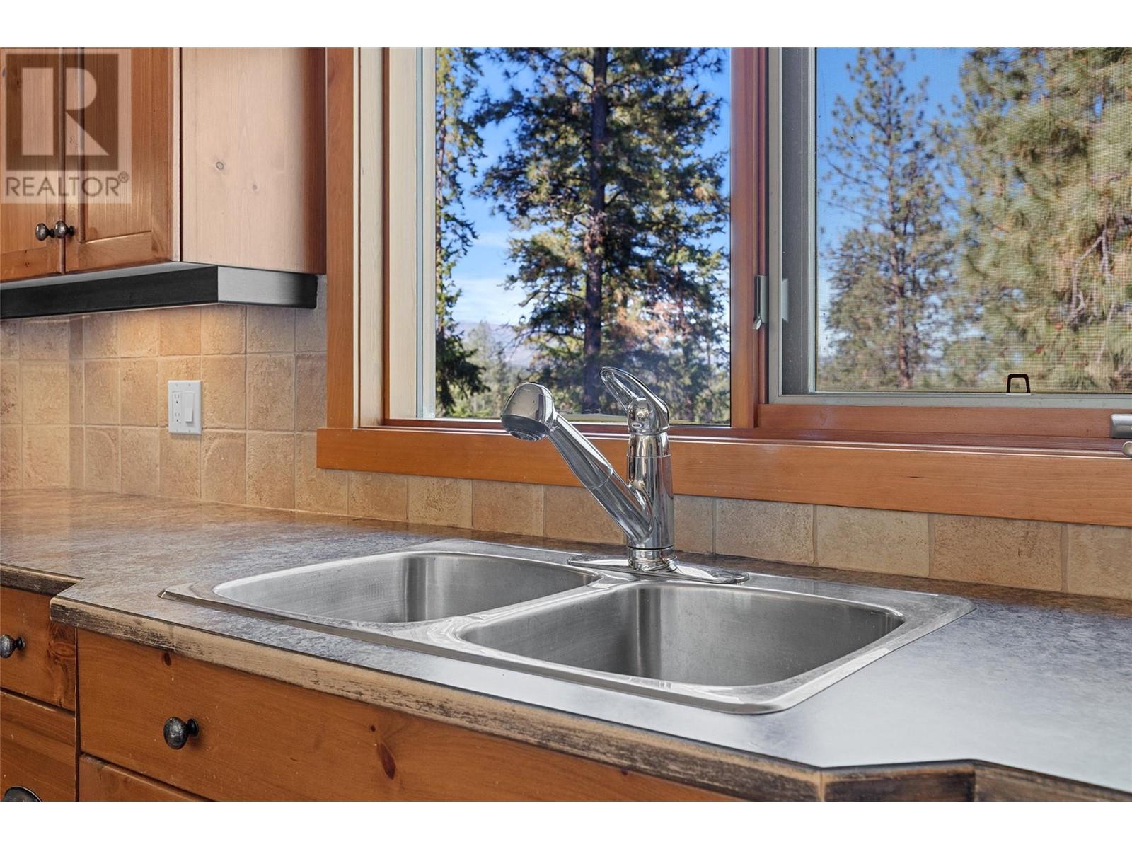 4150 Seddon Road, Kelowna