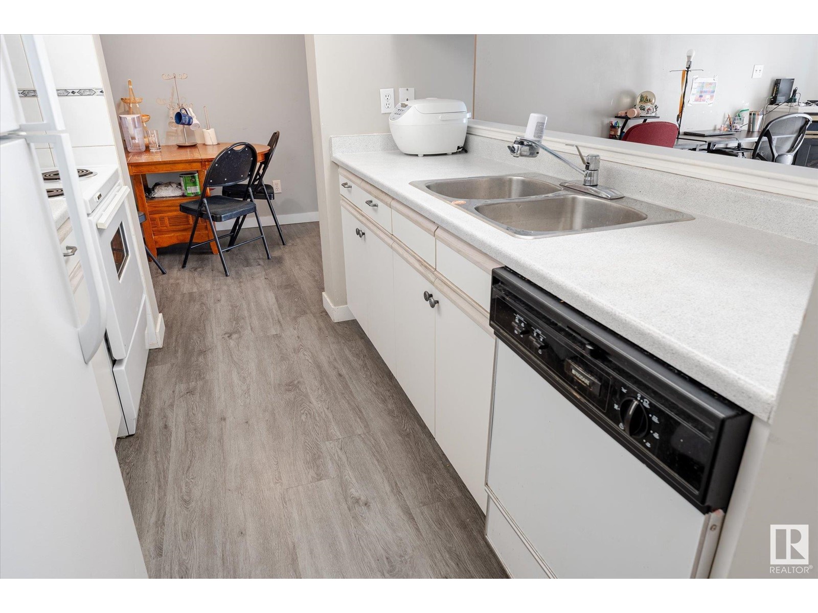 #307 17467 98A AV NW, Edmonton