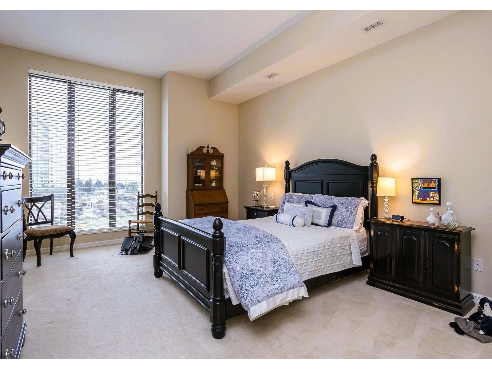 803 1551 FOSTER STREET, White Rock