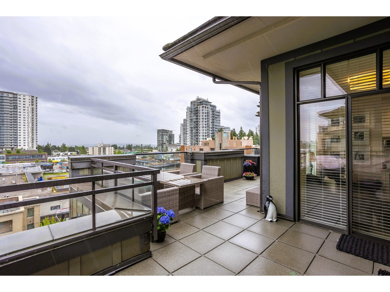 803 1551 FOSTER STREET, White Rock