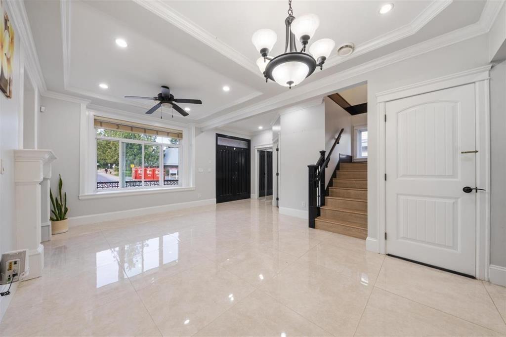 Photo 10 of 12852 60 Avenue, Surrey BC