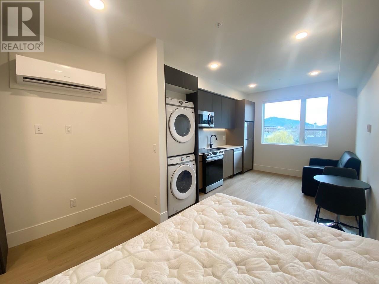 416 720 KLO Road, Kelowna
