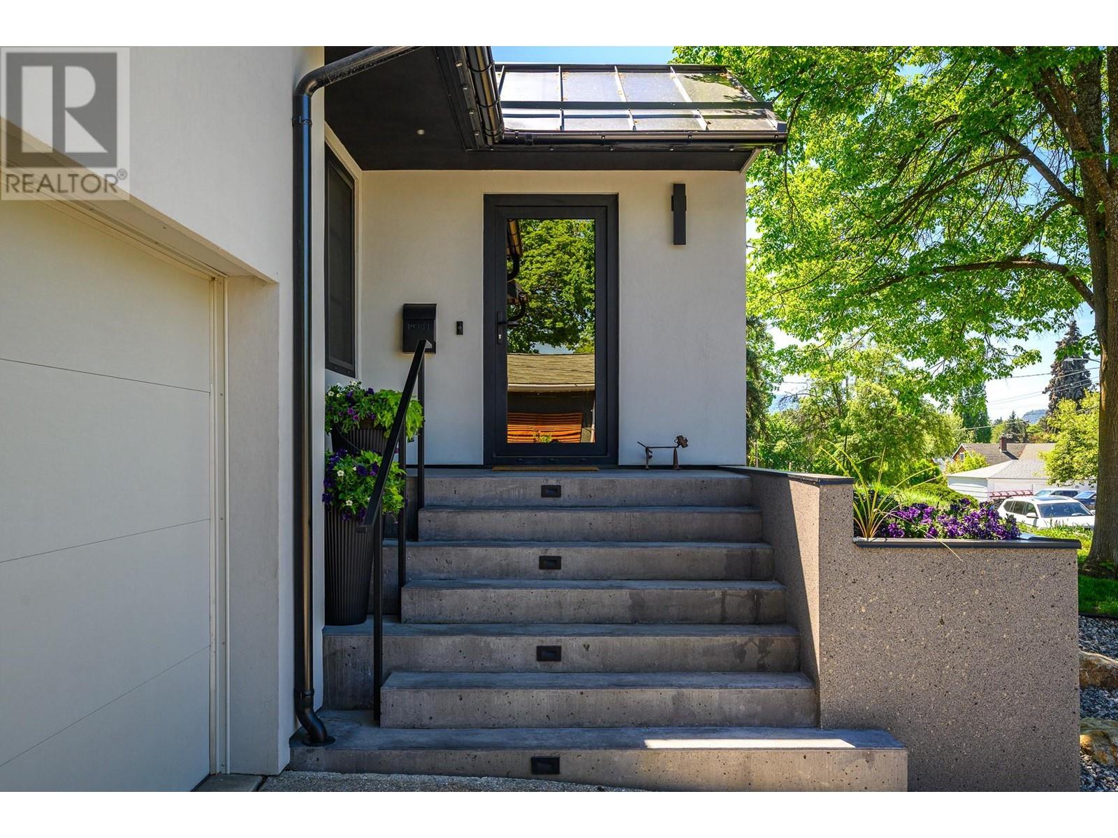  3403 20th Street, Vernon