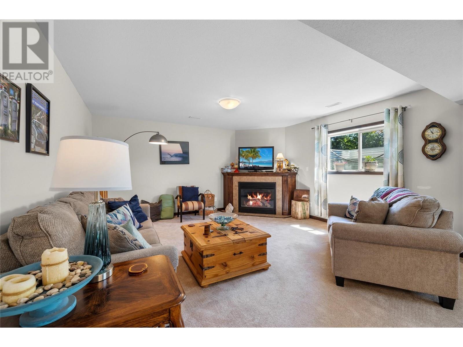 1333 8th Avenue N, Creston