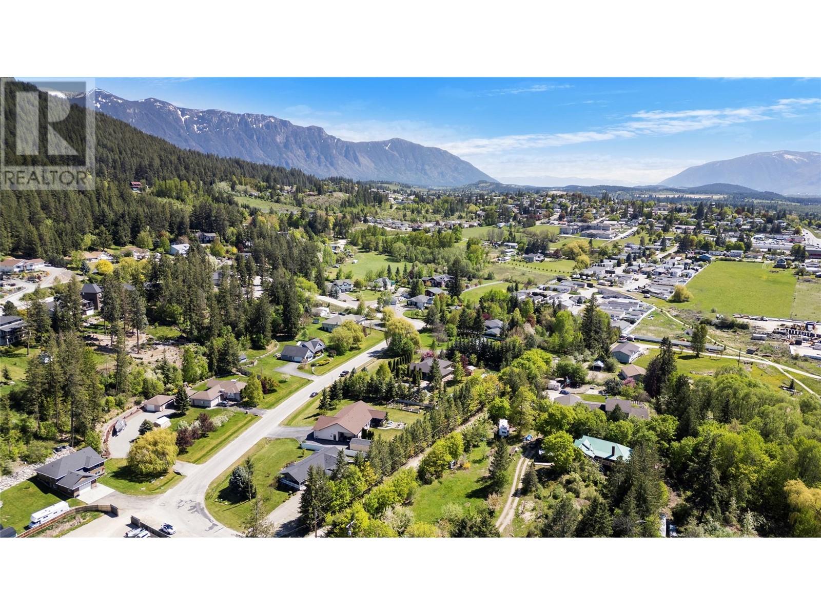 1333 8th Avenue N, Creston