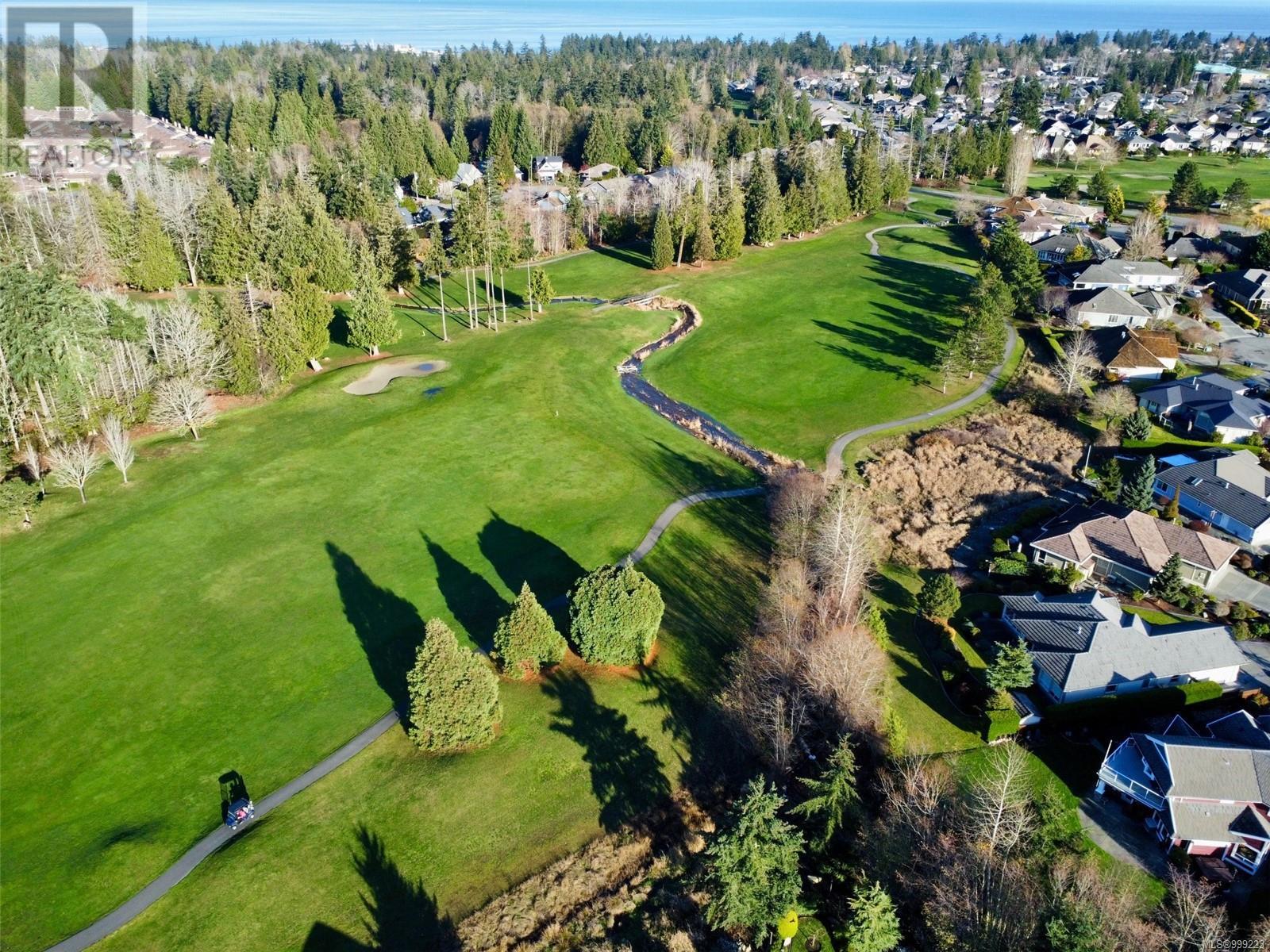 717 Arrowsmith Way, Parksville