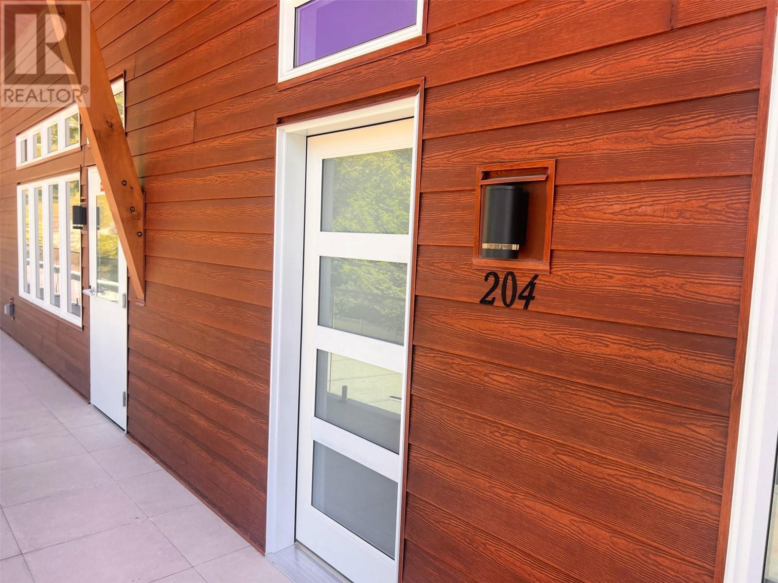 204 13415 Lakeshore Drive, Summerland