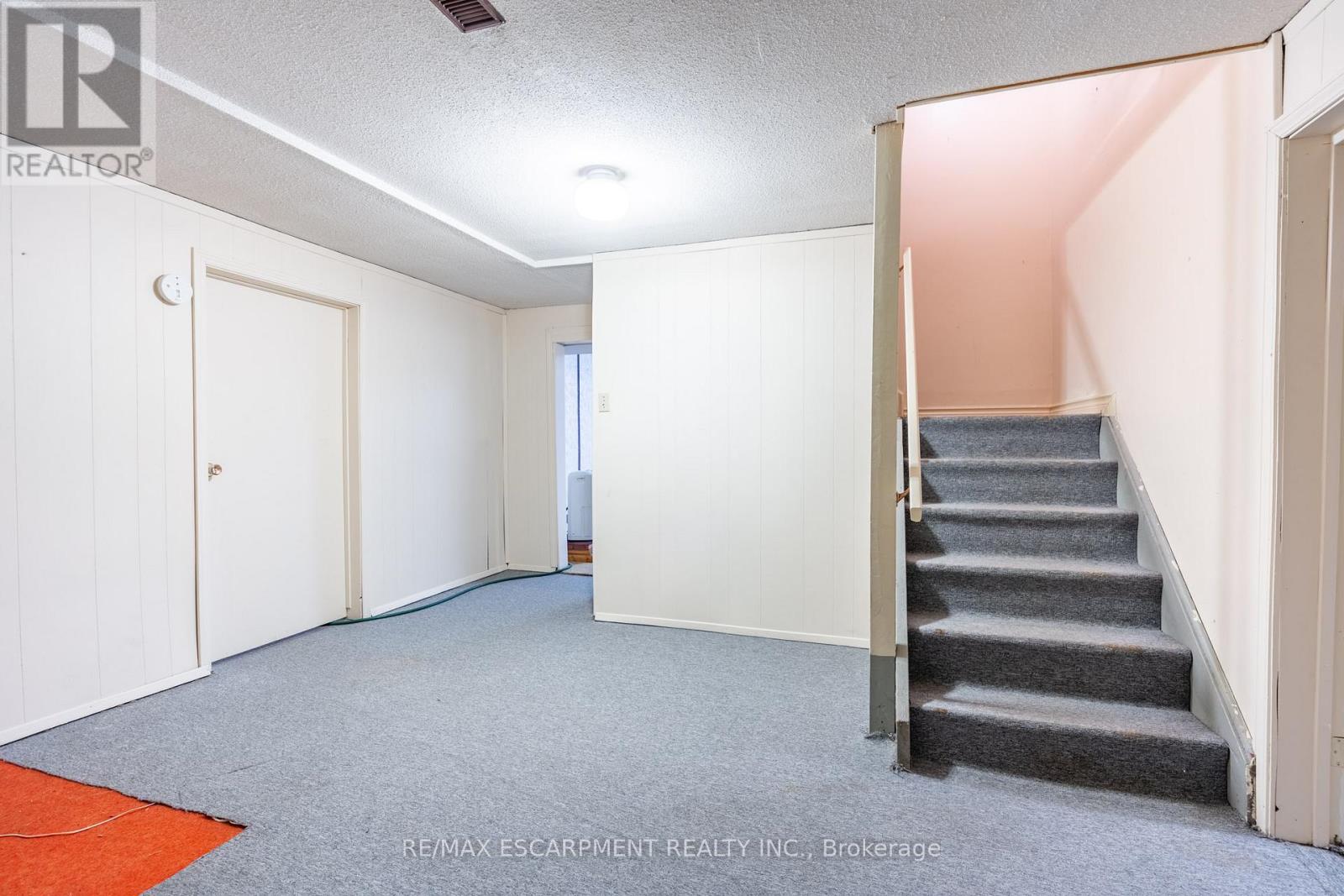 Single Family House for Sale in  SAN PAULO DRIVE Hamilton (Mountview) 