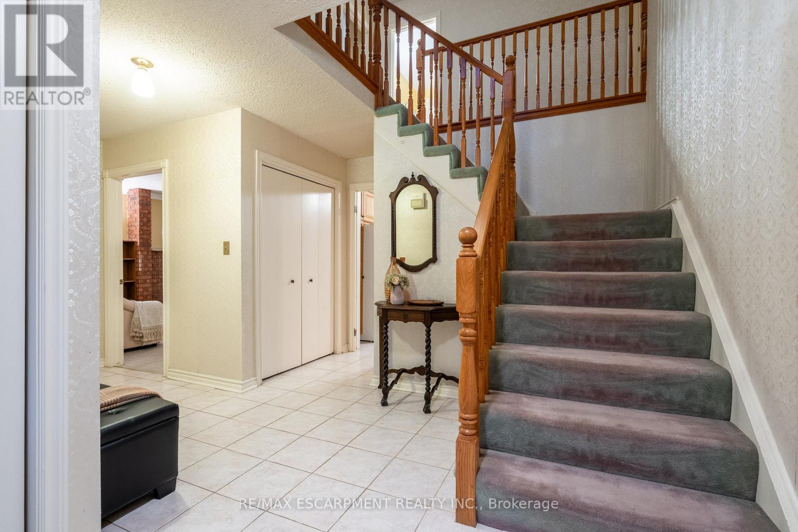 Single Family House for Sale in  SAN PAULO DRIVE Hamilton (Mountview) 