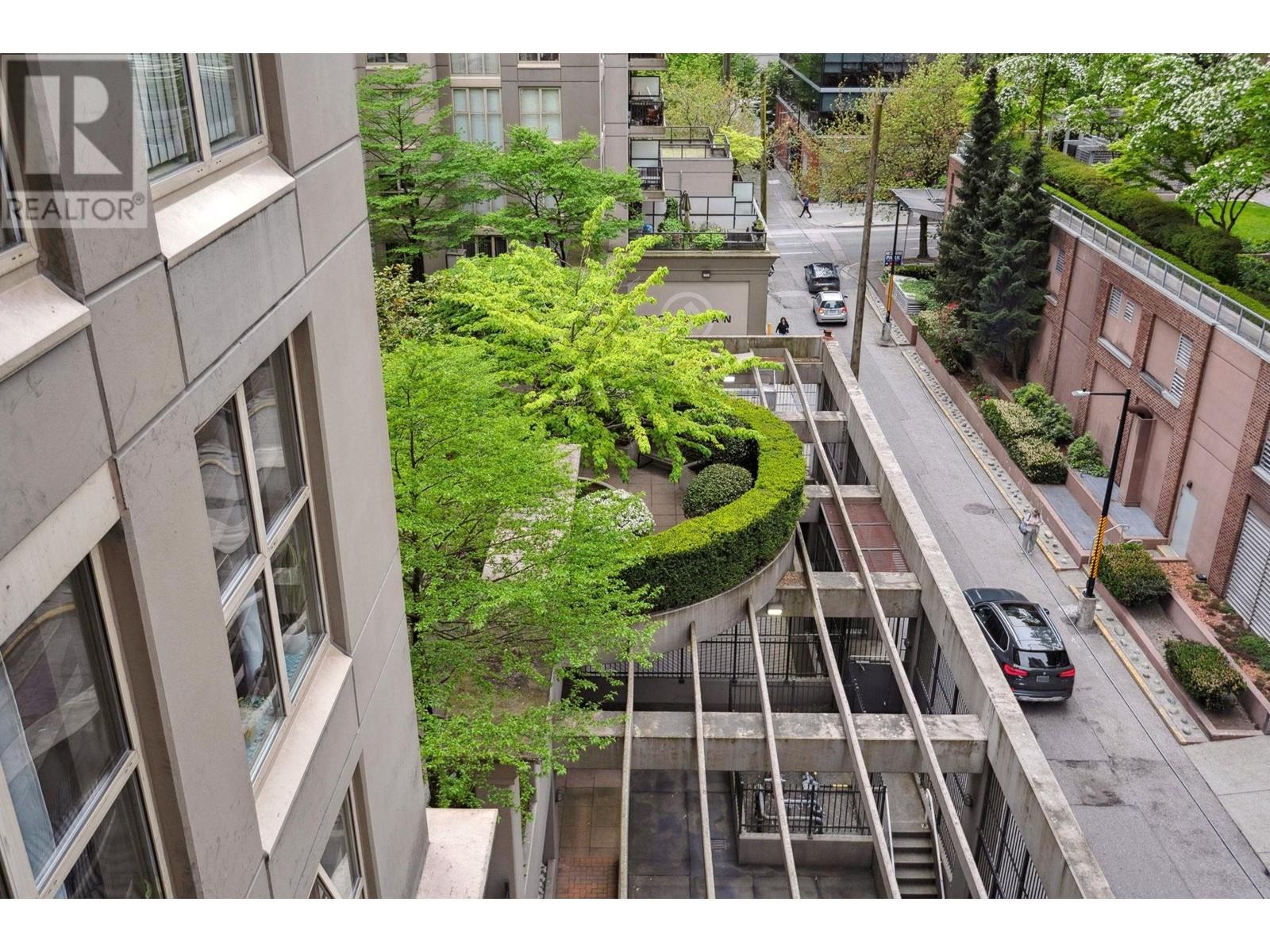 703 969 RICHARDS STREET, Vancouver