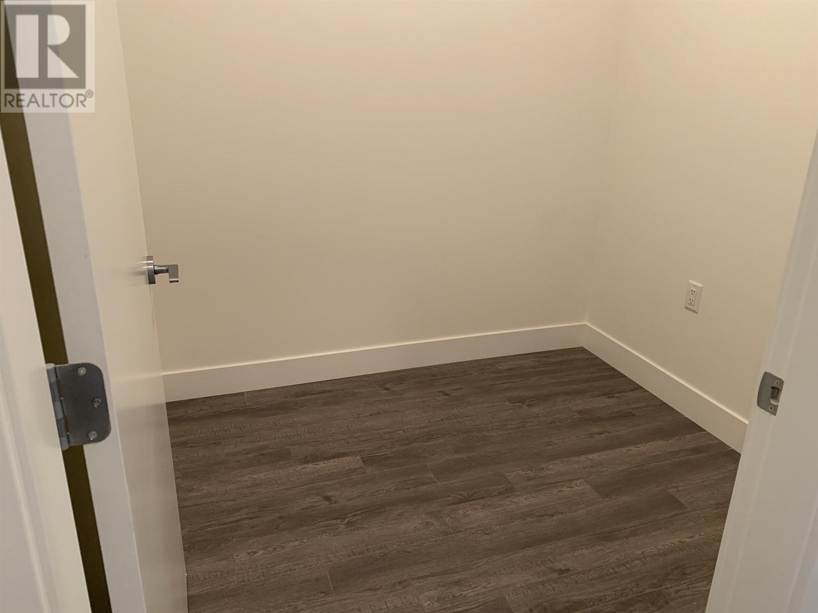 306 2436 KELLY AVENUE, Port Coquitlam