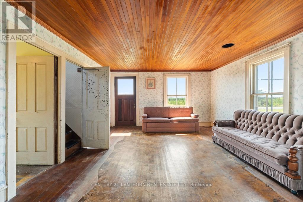 Photo 16 of 1677 County 8 Road, Prince Edward County ON