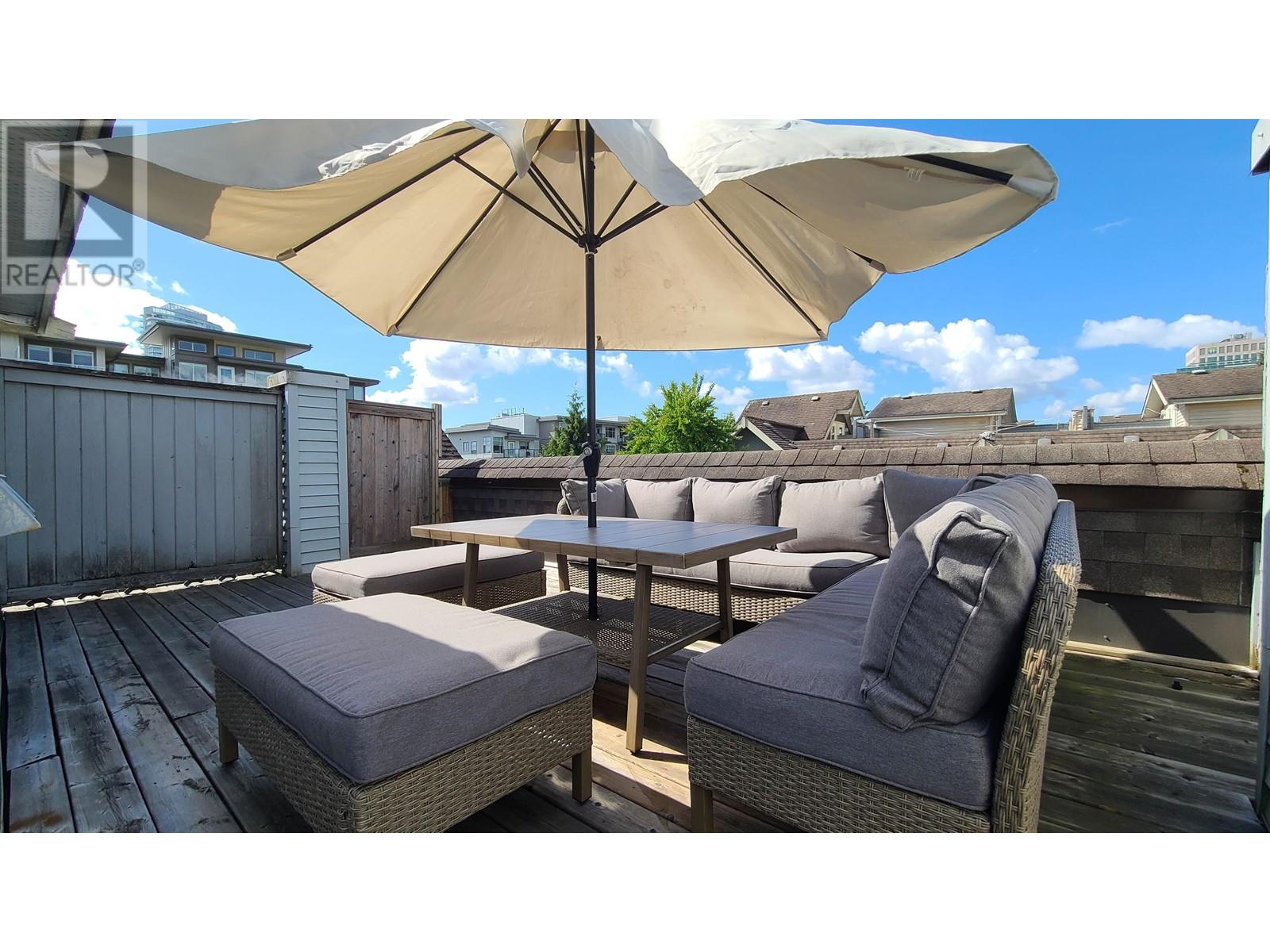 24 7128 STRIDE AVENUE, Burnaby