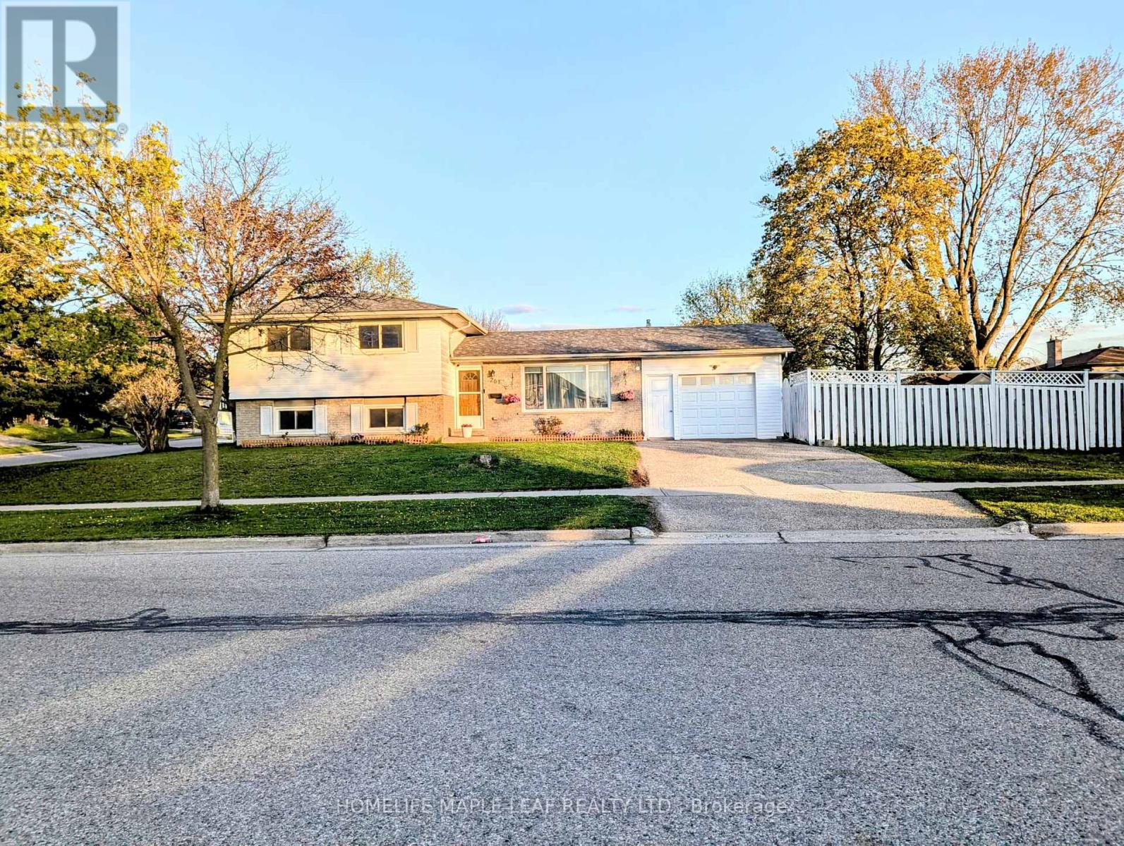 261 OVERLEA DRIVE - 1