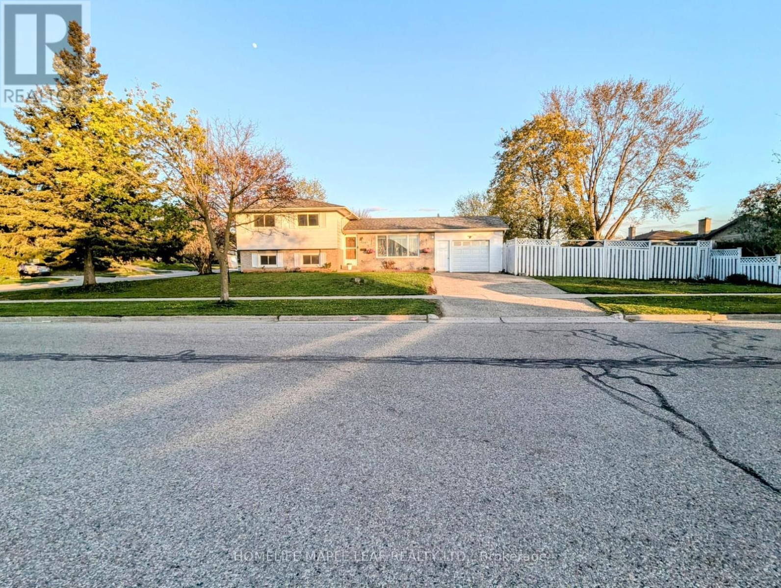 261 OVERLEA DRIVE - 3